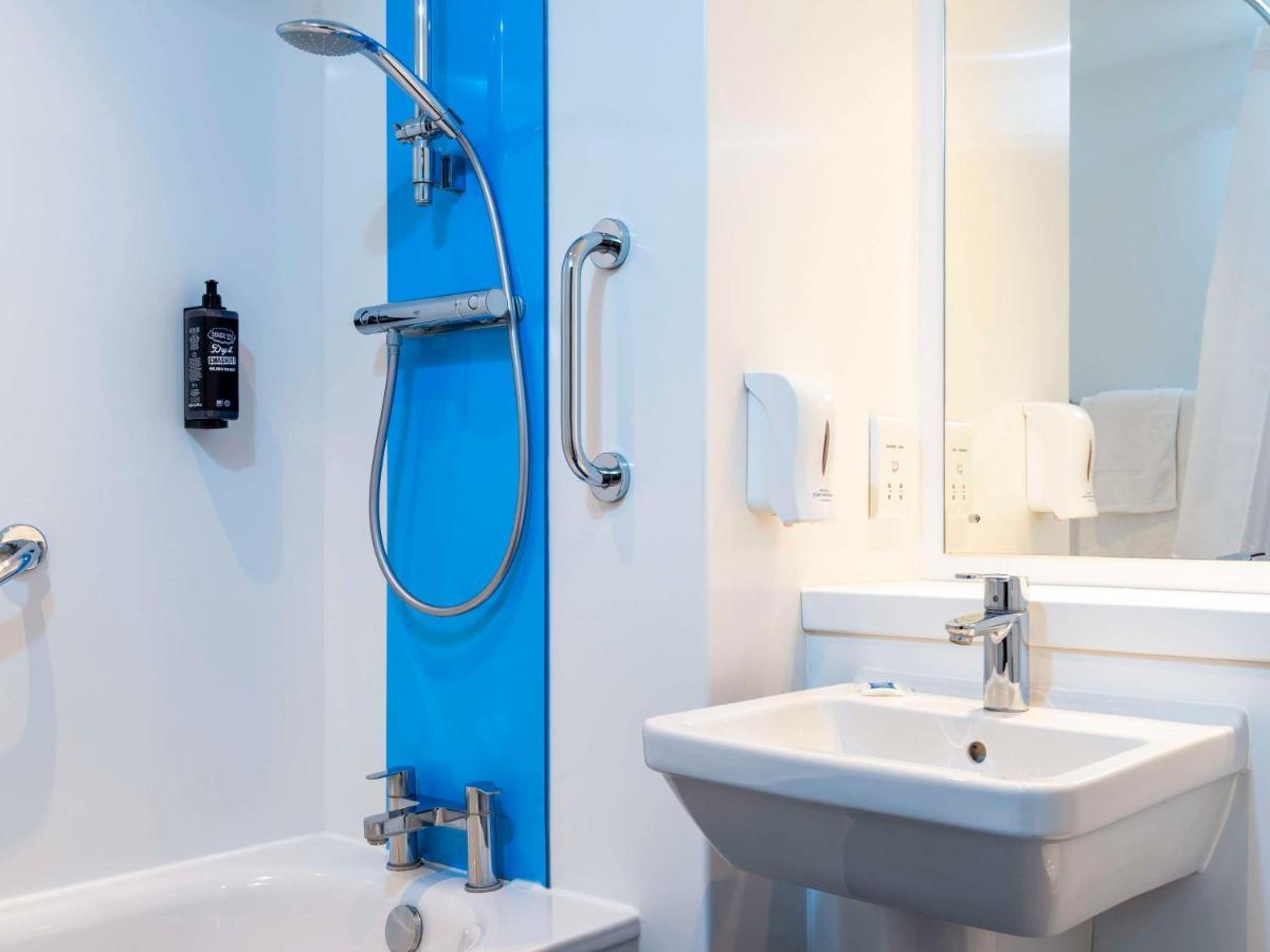 Ibis Budget London Bromley Town Centre Extérieur photo
